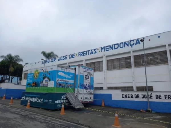 Caminhão Da Edp - Boa Energia Nas Escolas