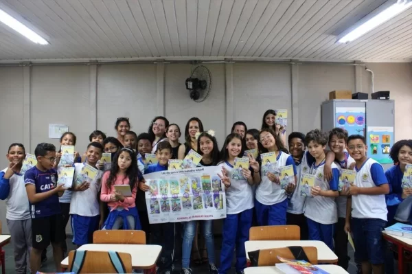Entrega De Material Mp Nas Escolas