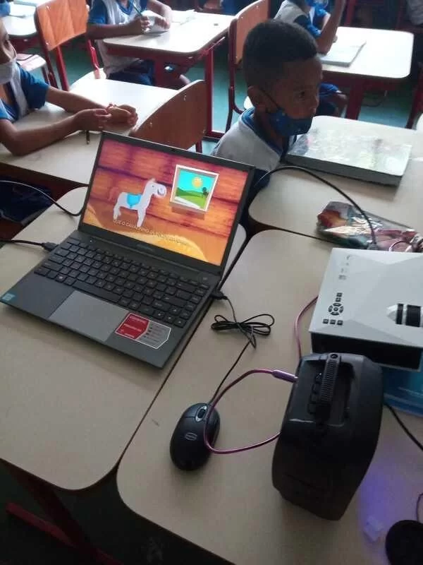 Uso Dos Notebooks Emeb João Marques