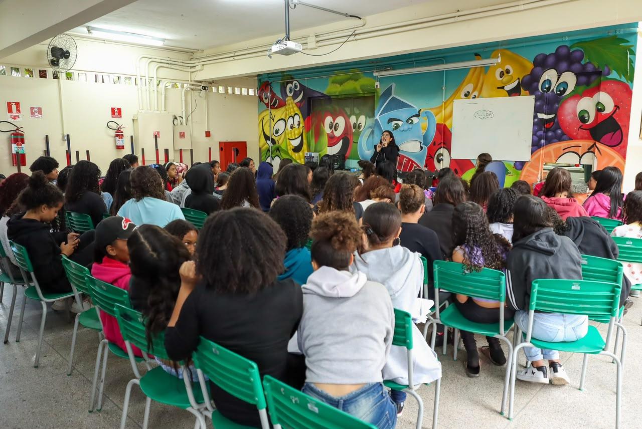 Escolas de Itaquá recebem ações sobre direitos, cidadania e protagonismo